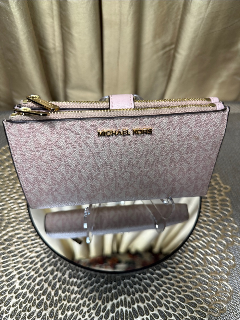 Michael Kors Blush Pink Signature Double Zip Wallet - Picture 4 of 11